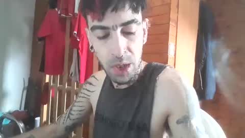 Yuumi online show from 11-18-25, 06:34