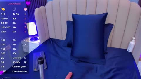 Yuyis  online show from 12-07-24, 06:43
