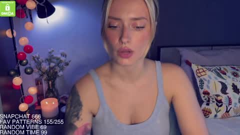 The Queen Bitch of the United Kingdom online show from 04-03-26, 06:33