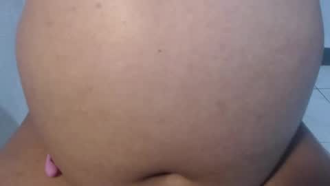 Snapshot of yvie__ chatting on 12-10-24, 12:05 Eve online show from 12-10-24, 12:05