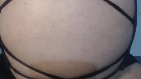 Snapshot of yvie__ chatting on 12-12-24, 05:26 Eve online show from 12-12-24, 05:26