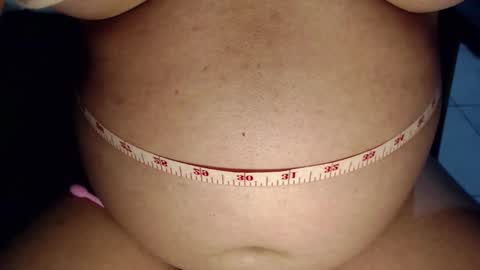 Snapshot of yvie__ chatting on 12-18-24, 11:02 Eve online show from 12-18-24, 11:02