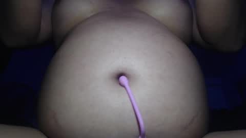 Snapshot of yvie__ chatting on 09-22-25, 04:25 Eve online show from 09-22-25, 04:25