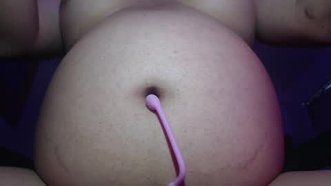 Snapshot of yvie__ chatting on 10-27-25, 04:38 Eve online show from 10-27-25, 04:38