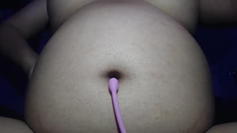 Snapshot of yvie__ chatting on 10-29-25, 04:15 Eve online show from 10-29-25, 04:15