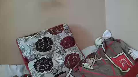 Bi BearXXX online show from 10-17-25, 05:32