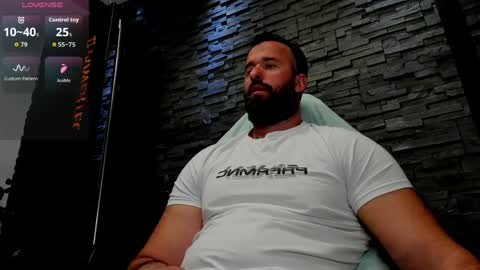 Snapshot of yy_david_yy chatting on 05-08-26, 07:30 David online show from 05-08-26, 07:30