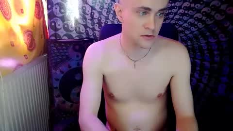 Snapshot of yyscript chatting on 03-09-25, 01:37 online show from 03-09-25, 01:37