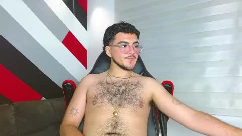 Snapshot of zac_golden chatting on 04-19-26, 06:10 Zack online show from 04-19-26, 06:10