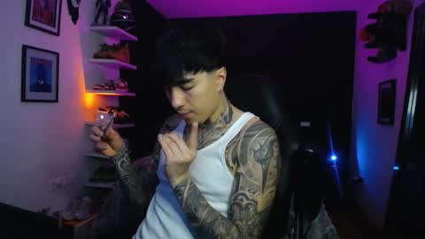 zac_muller1 online show from 11-21-25, 03:27