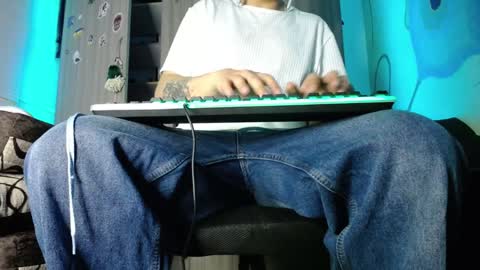 Zac Freelance model online show from 12-15-24, 06:40
