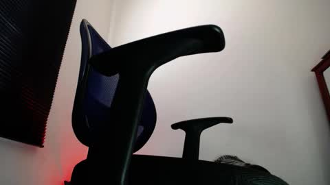 Snapshot of zac_watson chatting on 04-16-26, 03:46 Zac Freelance model online show from 04-16-26, 03:46