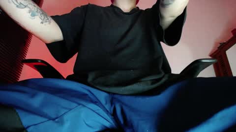 Snapshot of zac_watson chatting on 04-22-26, 01:30 Zac Freelance model online show from 04-22-26, 01:30