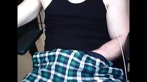 Snapshot of zacc22 chatting on 11-09-25, 10:57 zacc22 online show from 11-09-25, 10:57