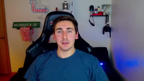 Snapshot of zach_rhyder chatting on 12-31-24, 02:08 Zach Rhyder online show from 12-31-24, 02:08