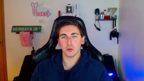 Snapshot of zach_rhyder chatting on 02-14-25, 02:07 Zach Rhyder online show from 02-14-25, 02:07