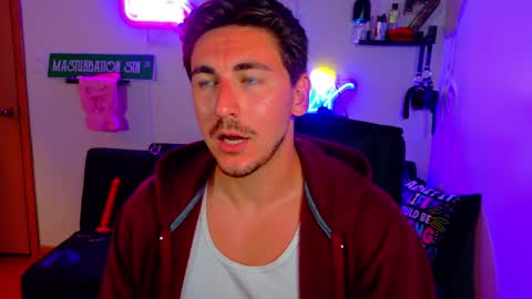 Snapshot of zach_rhyder chatting on 09-19-25, 02:35 Zach Rhyder online show from 09-19-25, 02:35