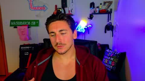 Snapshot of zach_rhyder chatting on 10-09-25, 02:42 Zach Rhyder online show from 10-09-25, 02:42