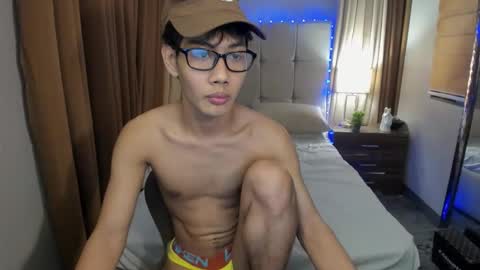 zack212003 online show from 09-21-25, 09:05