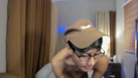 zack212003 online show from 09-23-25, 08:12