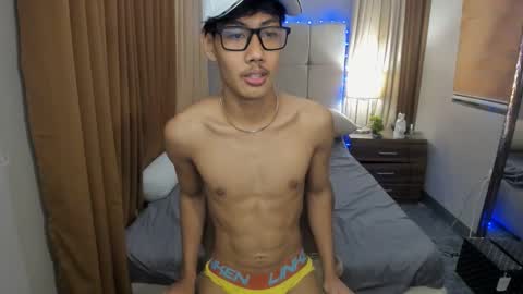 zack212003 online show from 11-01-25, 02:13