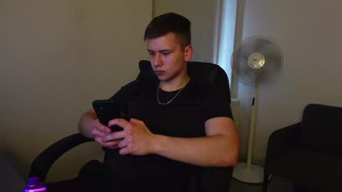 ZACK GILLIAN online show from 06-05-26, 05:40