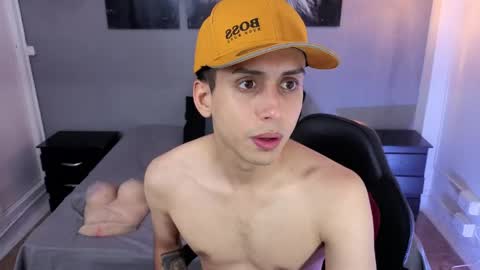 zack_isback online show from 04-25-26, 07:55
