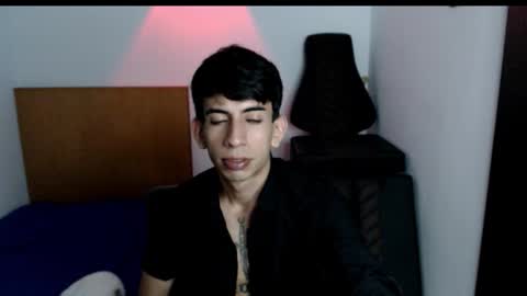 Snapshot of zack_kingg chatting on 02-25-26, 09:24 Zack King online show from 02-25-26, 09:24