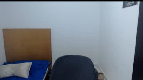 Snapshot of zack_kingg chatting on 05-10-26, 07:52 Zack King online show from 05-10-26, 07:52