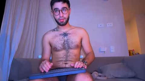zack_sullivan22 online show from 05-08-26, 01:22