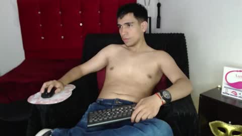 Xavi online show from 10-15-25, 03:12