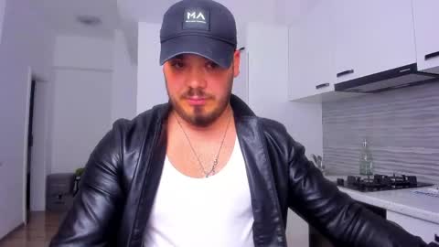 Zack online show from 05-08-26, 09:53
