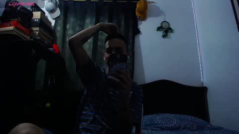zackdriussyx online show from 02-18-25, 04:15