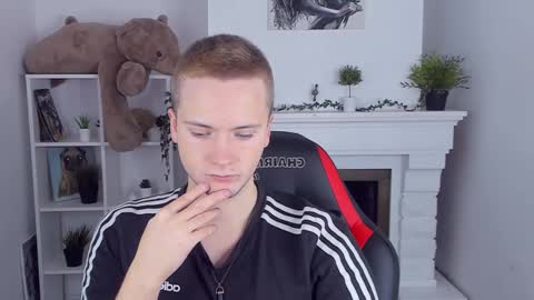 Zack online show from 03-12-25, 10:05