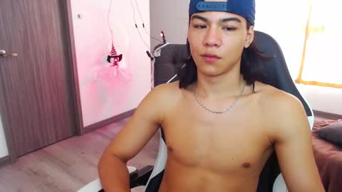 Snapshot of zackss_player chatting on 10-30-25, 05:57 zackss_player online show from 10-30-25, 05:57