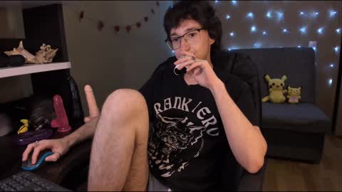 Snapshot of zackstivensen chatting on 01-13-25, 11:27 Zachary next stream on monday online show from 01-13-25, 11:27