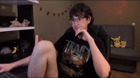 Snapshot of zackstivensen chatting on 02-09-25, 10:00 Zachary next stream on monday online show from 02-09-25, 10:00