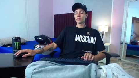 zack online show from 01-03-25, 09:05