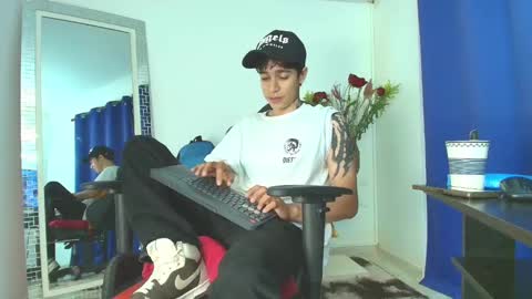 zack online show from 02-11-25, 08:52