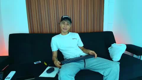 zack online show from 02-25-25, 08:09