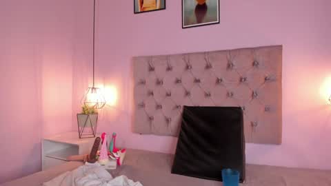 zafira online show from 01-15-25, 05:37