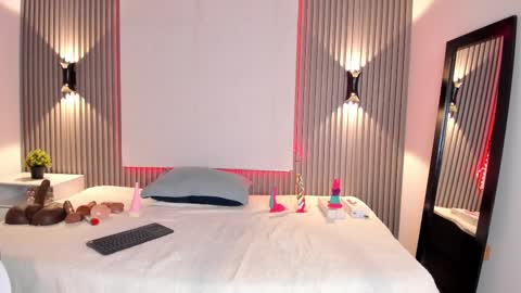 zafira online show from 02-11-25, 02:46