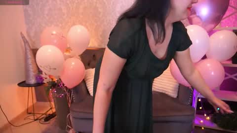 Snapshot of zafiramoonn chatting on 02-17-26, 05:41 Zafiramoonn online show from 02-17-26, 05:41