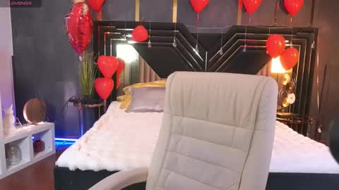 Snapshot of zafiramoonn chatting on 02-19-26, 05:53 Zafiramoonn online show from 02-19-26, 05:53