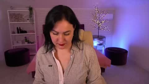 Zafiramoonn online show from 05-12-26, 06:21
