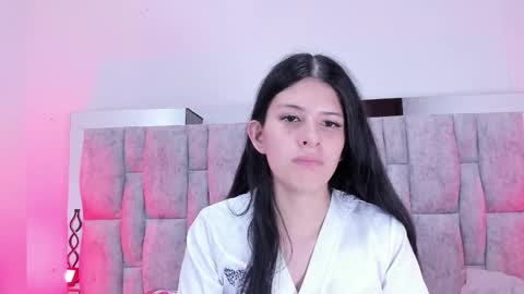 Snapshot of zafiranavarro chatting on 03-16-26, 06:34 zafira online show from 03-16-26, 06:34