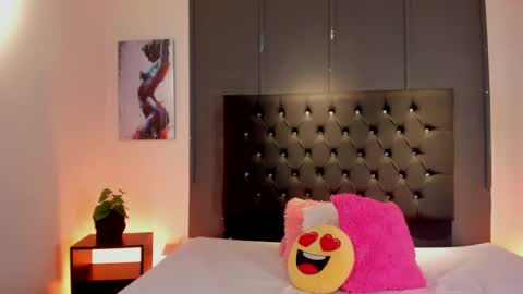 Zafiro Brown online show from 05-11-26, 04:07