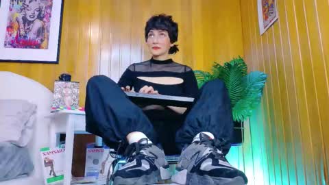 Karina  online show from 11-14-25, 07:45