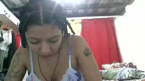 Zafiro online show from 12-20-25, 11:17