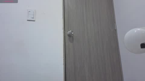 zafiro_scott online show from 11-13-25, 02:43